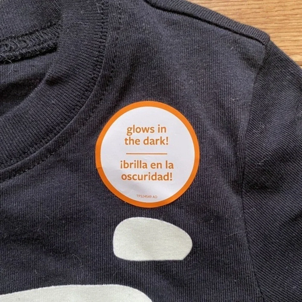 Glow In The Dark Halloween‎ Skelton Shirt size  2t